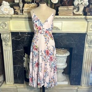 NWT Thirty Thirty romantic floral spaghetti strap Floral Pleated Dress